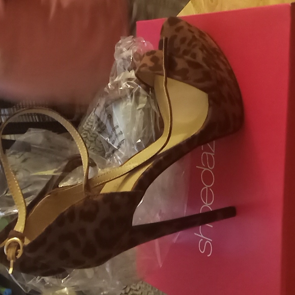 Leopard print stiletto - Picture 2 of 3